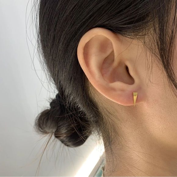 18K Gold Triangle Studs - Picture 2 of 4